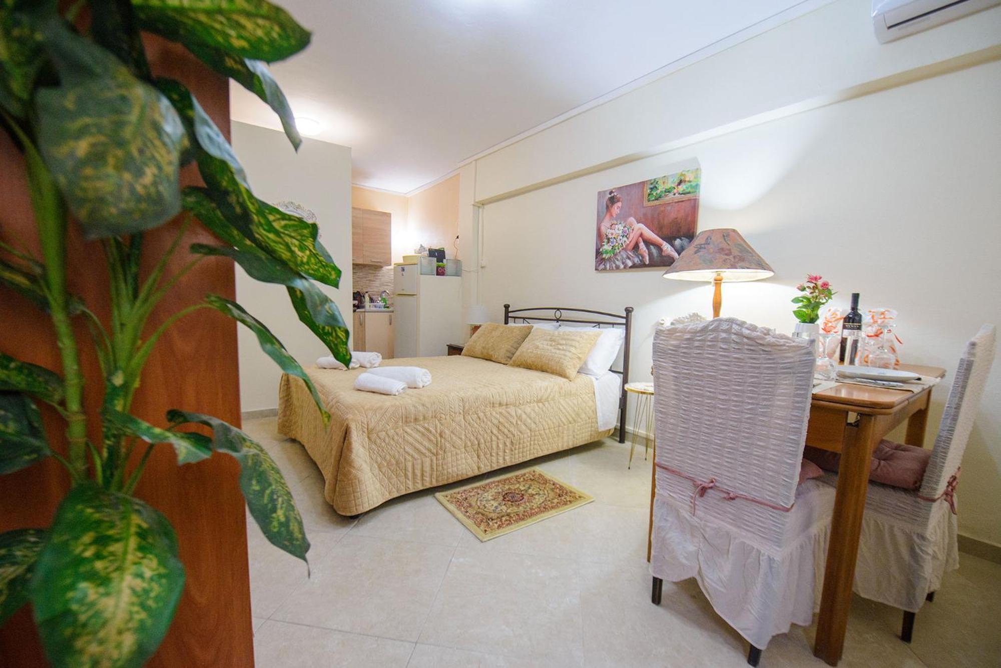 Georgia'S Studio Corfu Town Bagian luar foto